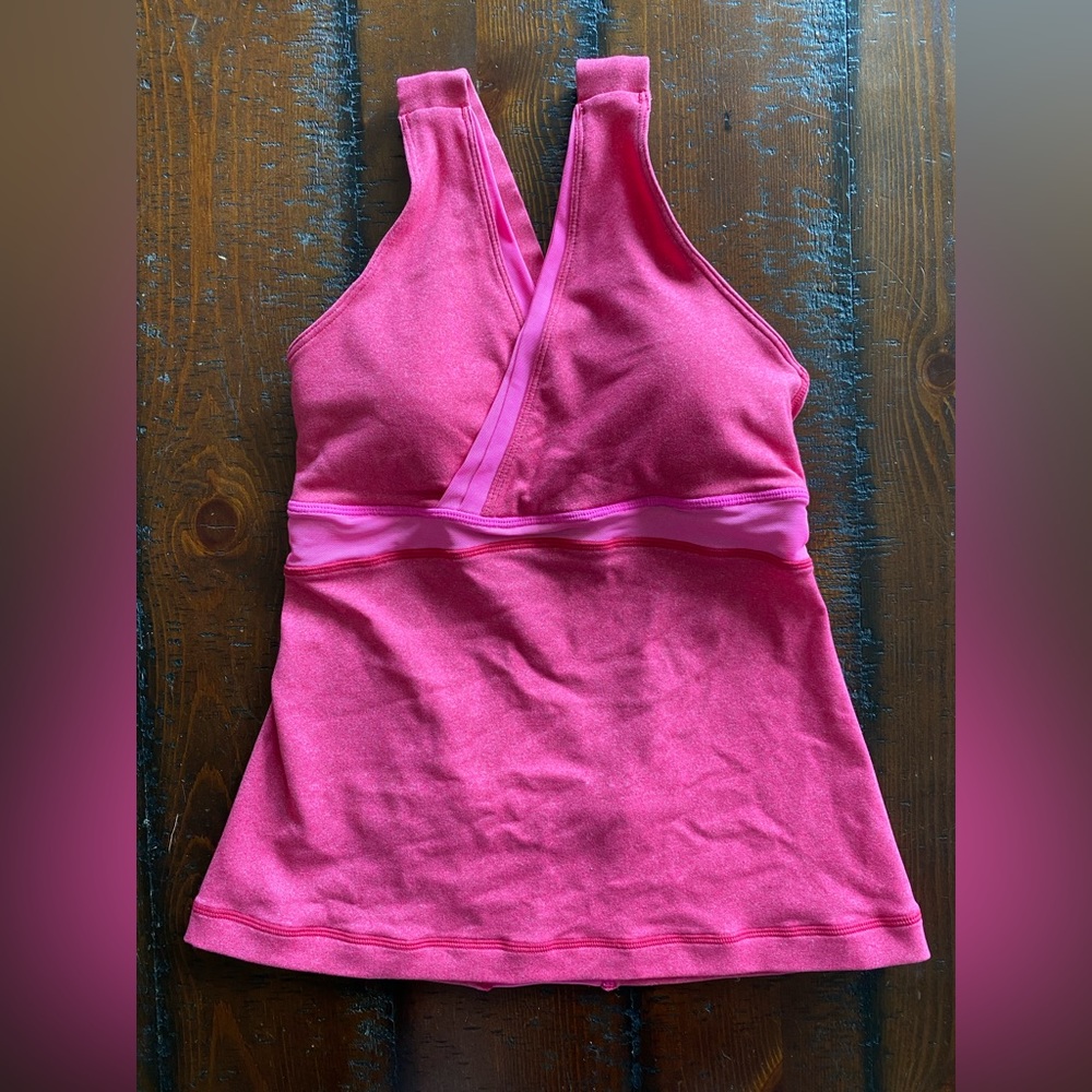 Lululemon Athletica yoga tank top hot pink EC size 4 activewear top ~